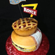 Illustration for article titled 11 real cakes that look like fast food
